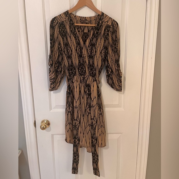 Dress - Picture 1 of 7